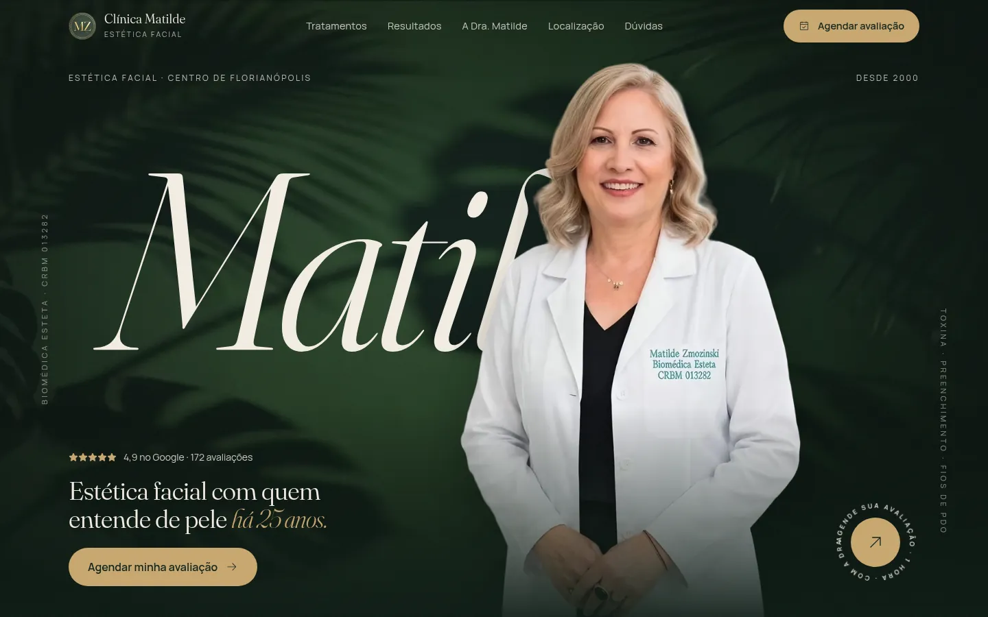 Depois: site novo, fundo verde-escuro, nome Matilde em letras grandes atrás da foto da Dra.